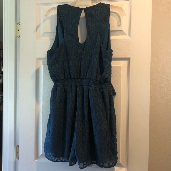Blue romper - Picture 2 of 2